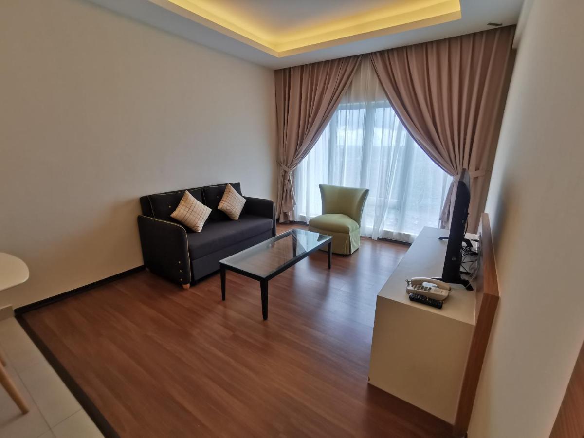 Amansari Hotel Desaru Esterno foto