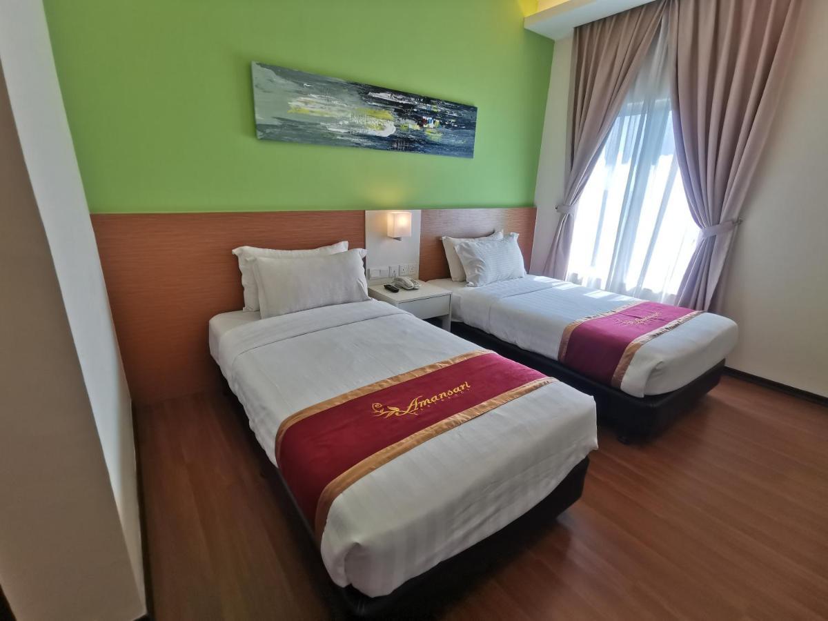 Amansari Hotel Desaru Esterno foto